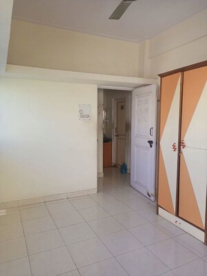 Room in 2 BHK Apartment at Morya Gosavi Raj Park, Chinchwad – for Rent