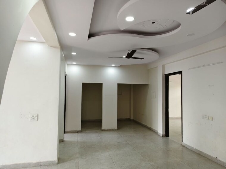 undefined, sector 9a 3 Bedroom 342 Sq.Yd. Builder Floor In Sector 9a Gurgaon 10740025