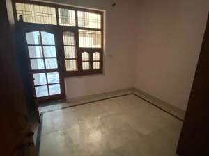 3 BHK Builder Floor For Rent in Sector 45