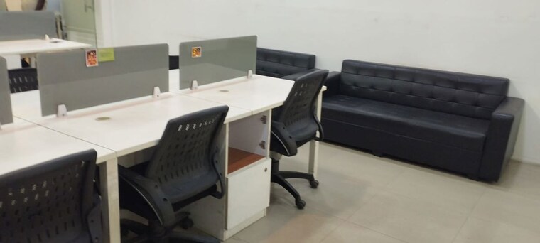 Team Area, sector 2 Commercial Office Space 1250 Sq.Ft. In Sector 2 Noida 10740073