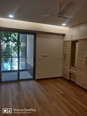Room in 4 BHK Builder Floor at Hauz Khas – for Rent