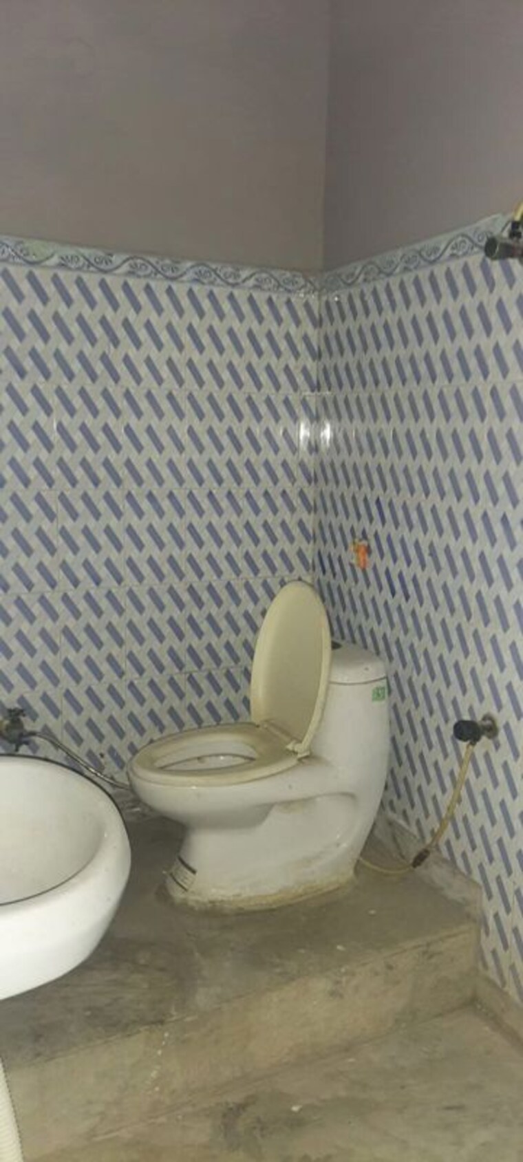 Bathroom, sector 3 1 RK 100 Sq.Ft. Independent House In Sector 3 Faridabad 10740152