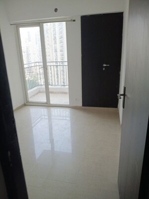 Furnished Amenities in 2 BHK Apartment at Nirala World Estate I, Tech Zone 4 Greater Noida – for Sale
