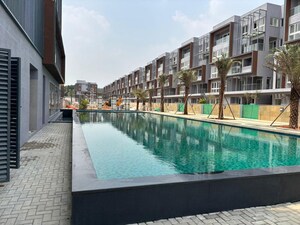 Swimming Pool in 3 BHK Villa at Radiance Gardenia, Off Hennur Road – for Rent