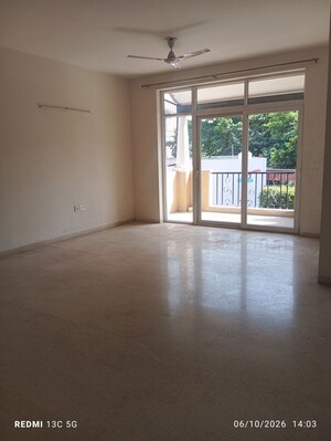 2.5 BHK Apartment For Rent in Emaar Emerald Estate, Sector 65