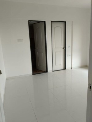Room in 2 BHK Apartment at MSR Seasons, Chinchwad – for Rent