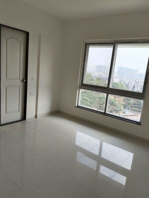 Room in 2 BHK Apartment at MSR Seasons, Chinchwad – for Rent