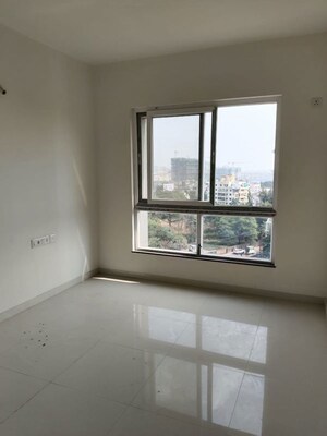Room in 2 BHK Apartment at MSR Seasons, Chinchwad – for Rent