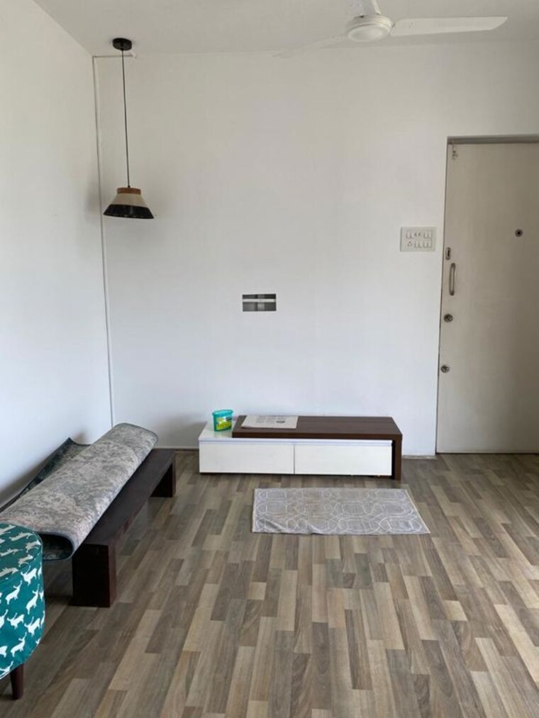undefined, hashu-niwas 2 Bedroom 850 Sq.Ft. Apartment In Bandra West Mumbai 10740178