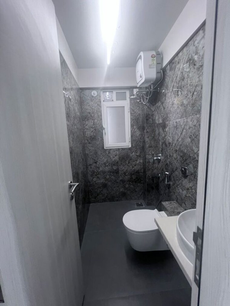 Bathroom, concrete-sai-samast 2 Bedroom 724 Sq.Ft. Apartment In Chembur Mumbai 10740175