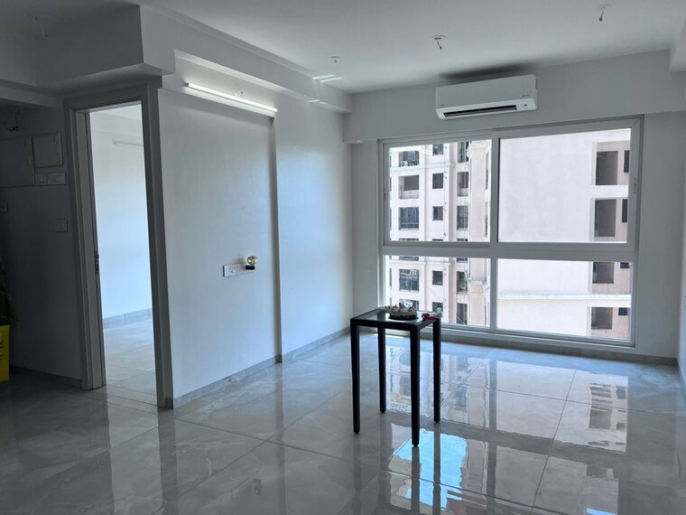 Room, concrete-sai-samast 2 Bedroom 724 Sq.Ft. Apartment In Chembur Mumbai 10740175