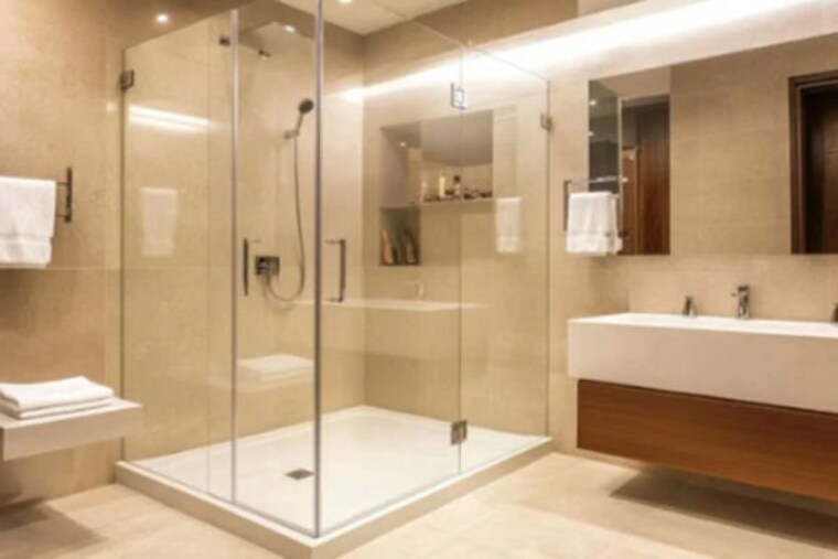 Bathroom, janakpuri 4 Bedroom 325 Sq.Yd. Builder Floor In Janakpuri Delhi 10740180