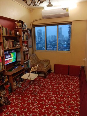 1 BHK Apartment For Sale in Zainab Tower, Madanpura