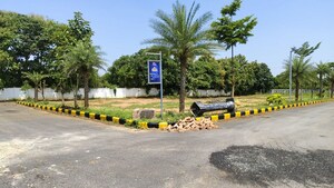  Plot For Sale in Kadthal