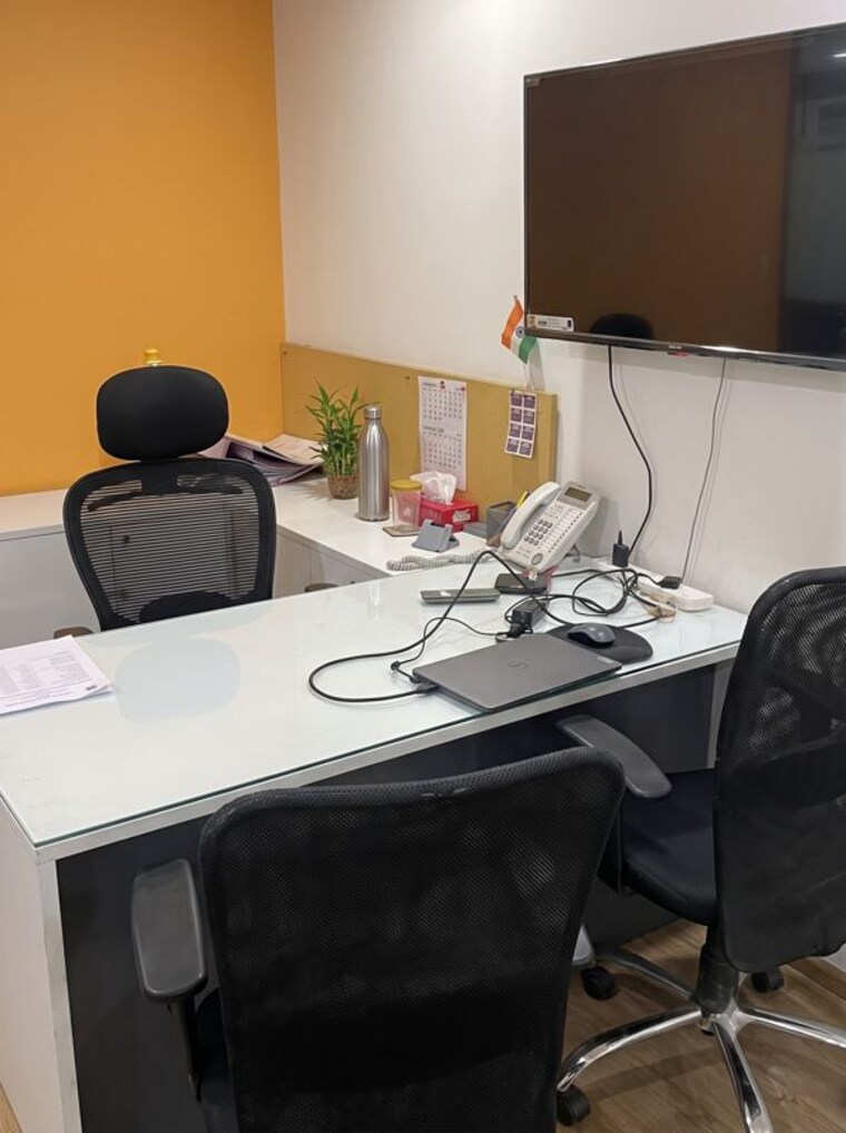 Team Area, metro-avenue-andheri-east Commercial Office Space 2500 Sq.Ft. In Andheri East Mumbai 10740240