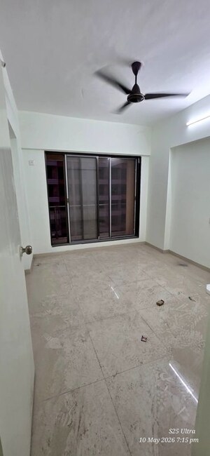 Room in 2 BHK Apartment at La Classic, Malad West – for Sale