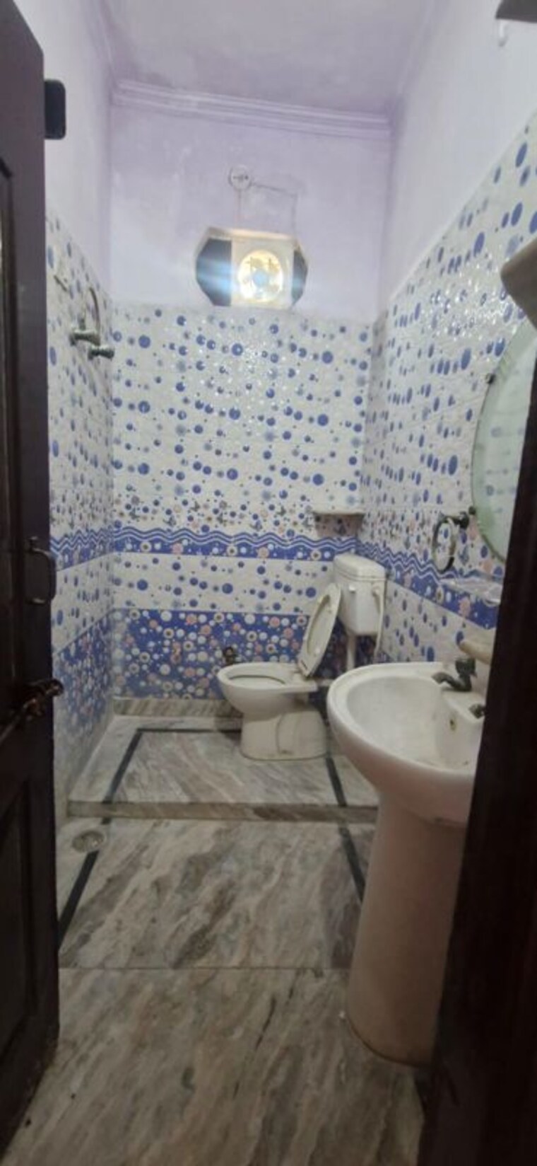 Bathroom, sector 7 2 Bedroom 133 Sq.Yd. Independent House In Sector 7 Faridabad 10740246