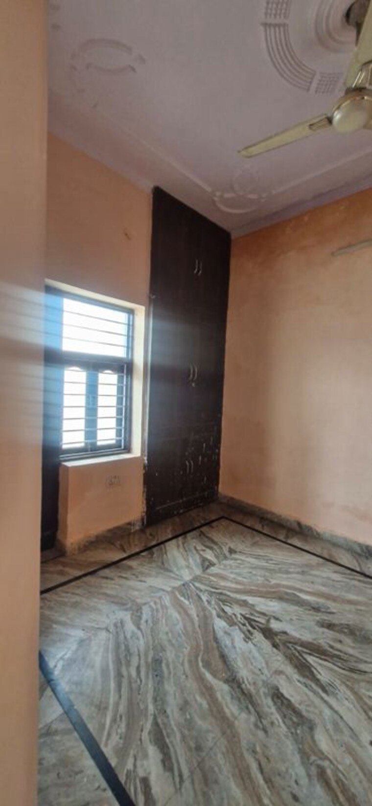 Room, sector 7 2 Bedroom 133 Sq.Yd. Independent House In Sector 7 Faridabad 10740246