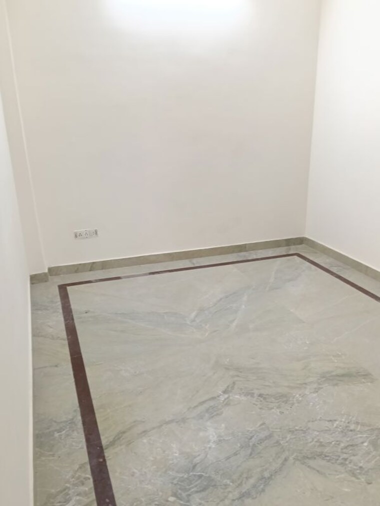 Room, vasundhara sector 1 3 Bedroom 1100 Sq.Ft. Builder Floor In Vasundhara Sector 1 Ghaziabad 10740250