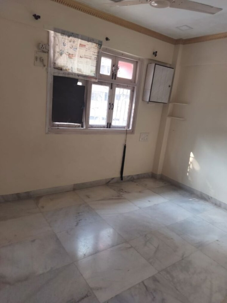 Room, andheri west 2 Bedroom 650 Sq.Ft. Apartment In Andheri West Mumbai 10740313