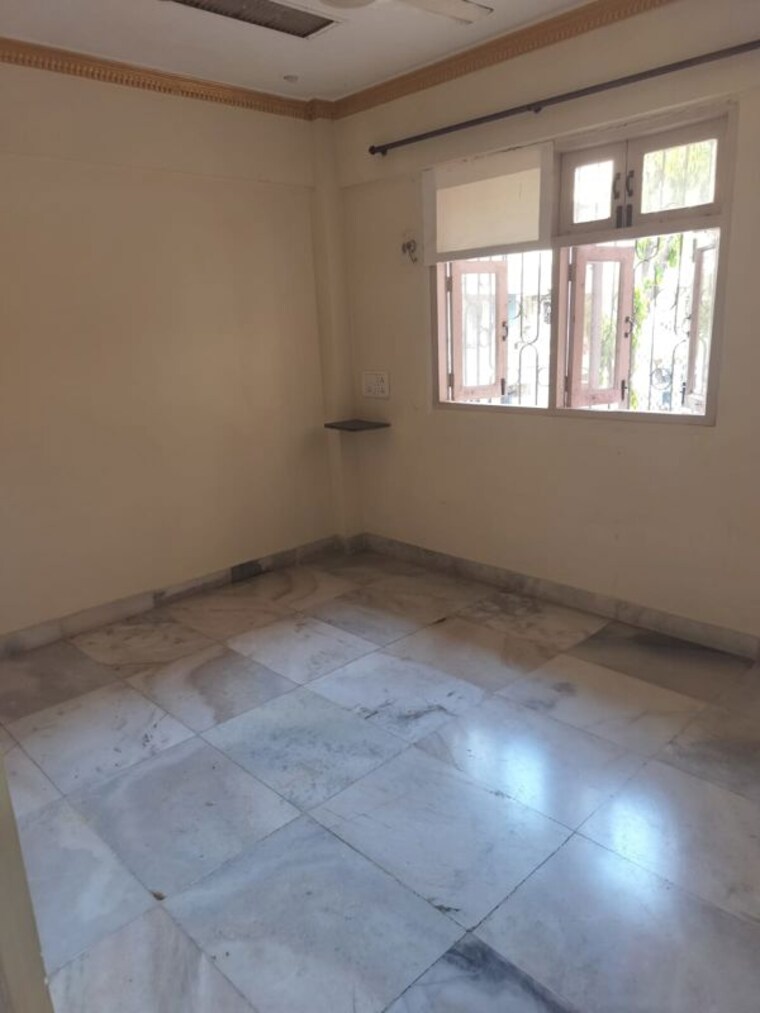 Room, andheri west 2 Bedroom 650 Sq.Ft. Apartment In Andheri West Mumbai 10740313