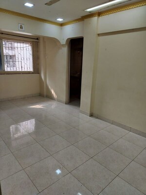 Room in 2 BHK Apartment at Andheri West – for Sale