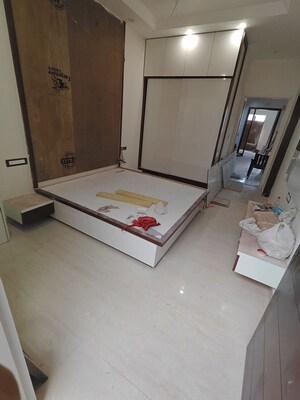 Room in 3 BHK Independent House at Majathia Enclave – for Sale