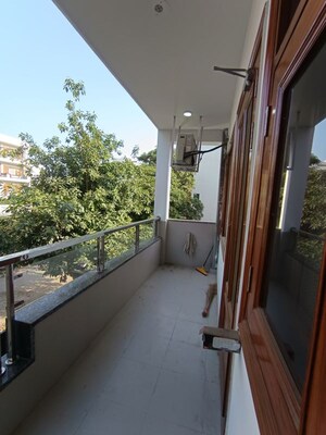 Balcony in 3 BHK Builder Floor at Sector 57 – for Rent