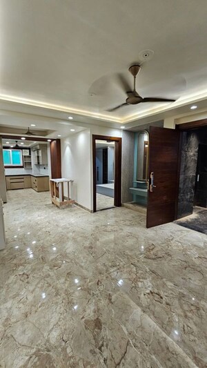 Living Room in 3 BHK Builder Floor at Fidato Honour Homes, Sector 89 – for Sale