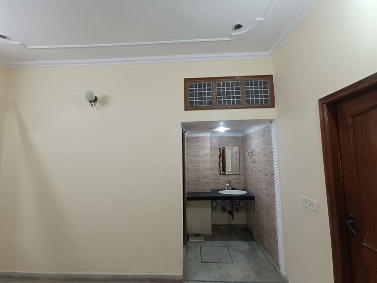 undefined, sector 14 3 Bedroom 1517 Sq.Ft. Independent House In Sector 14 Gurgaon 10740356