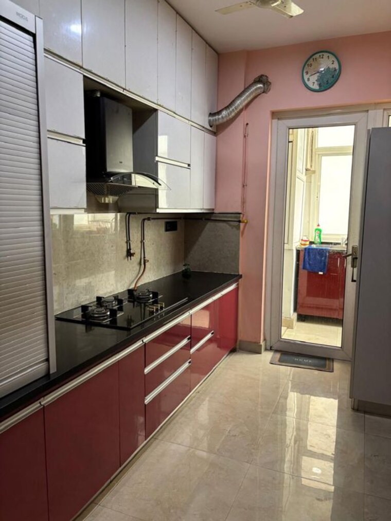 Kitchen, paras-irene 3 Bedroom 2150 Sq.Ft. Apartment In Sector 70a Gurgaon 10740381