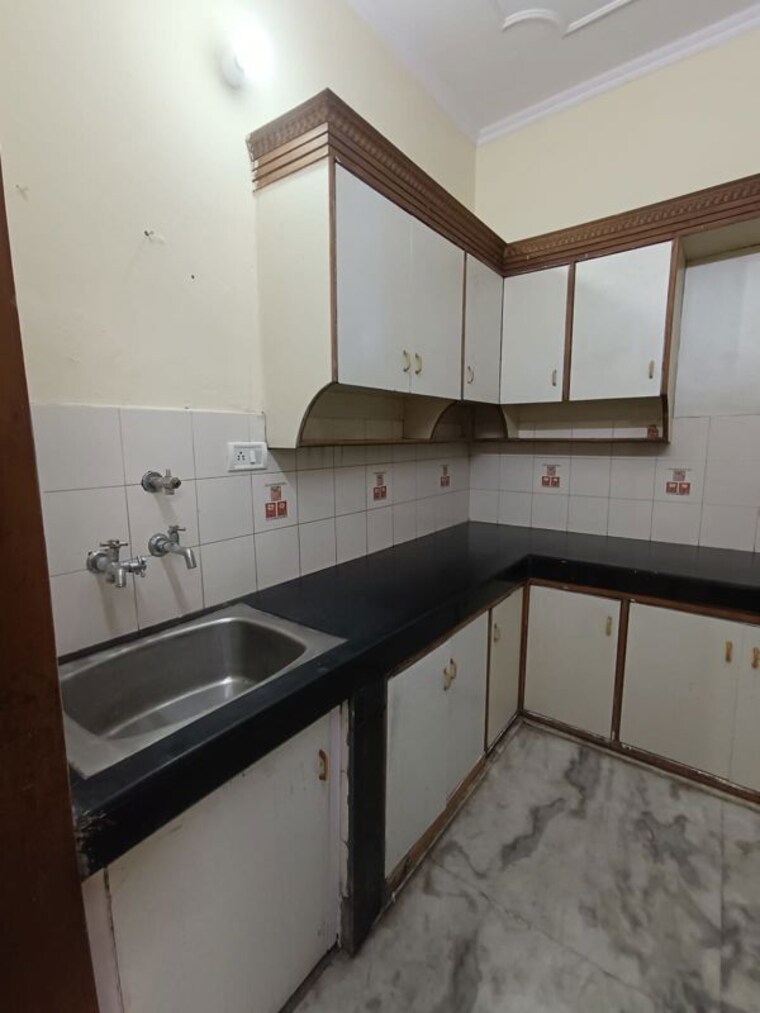 Kitchen, sector 14 3 Bedroom 1577 Sq.Ft. Independent House In Sector 14 Gurgaon 10740376