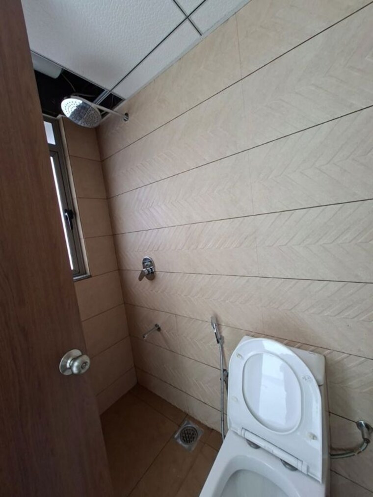 Bathroom, kalpataru-immensa 3 Bedroom 906 Sq.Ft. Apartment In Kolshet Road Thane 10740395
