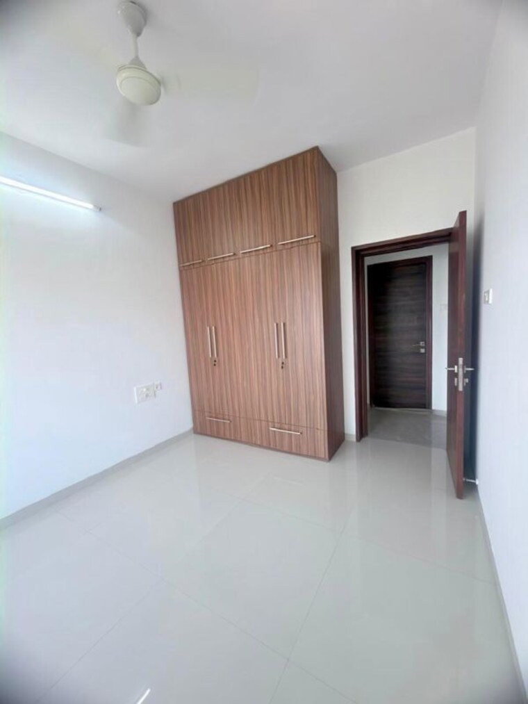 Room, romell-aether 2 Bedroom 713 Sq.Ft. Apartment In Goregaon East Mumbai 10740390