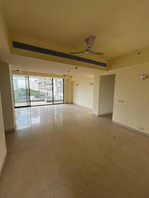 Room in 3 BHK Apartment at M3M Golf Estate, Sector 65 – for Rent
