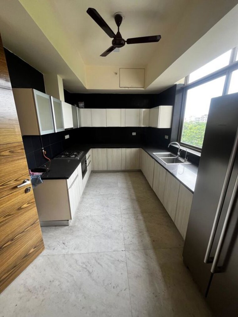 Kitchen, m3m-golf-estate 3 Bedroom 3005 Sq.Ft. Apartment In Sector 65 Gurgaon 10740413