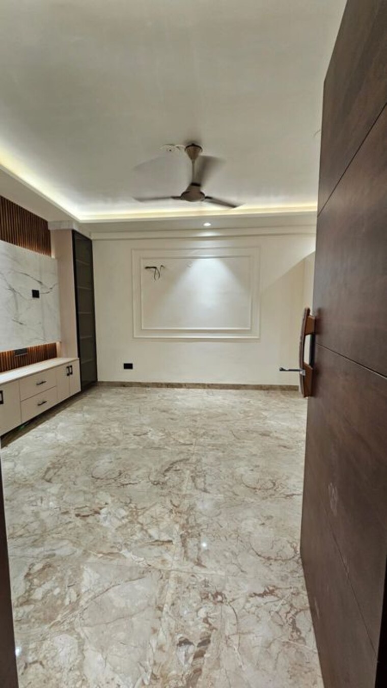 Bathroom, fidato-honour-homes 3 Bedroom 180 Sq.Yd. Builder Floor In Sector 89 Faridabad 10740418