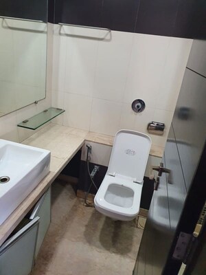 Team Area in 3 BHK Apartment at Ekta Park Vista, Khar West – for Sale
