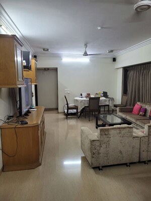 Living Room in 3 BHK Apartment at Ekta Park Vista, Khar West – for Sale