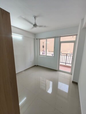 Room in 2 BHK Apartment at Signature Global Orchard Avenue, Sector 93 – for Sale