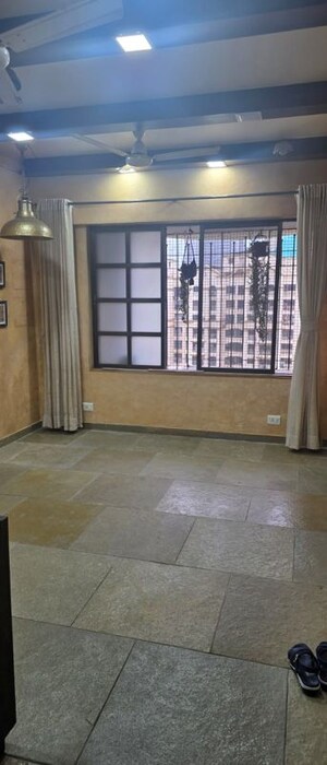 Room in 3 BHK Apartment at Hyde Park Galaxy, Manpada – for Rent