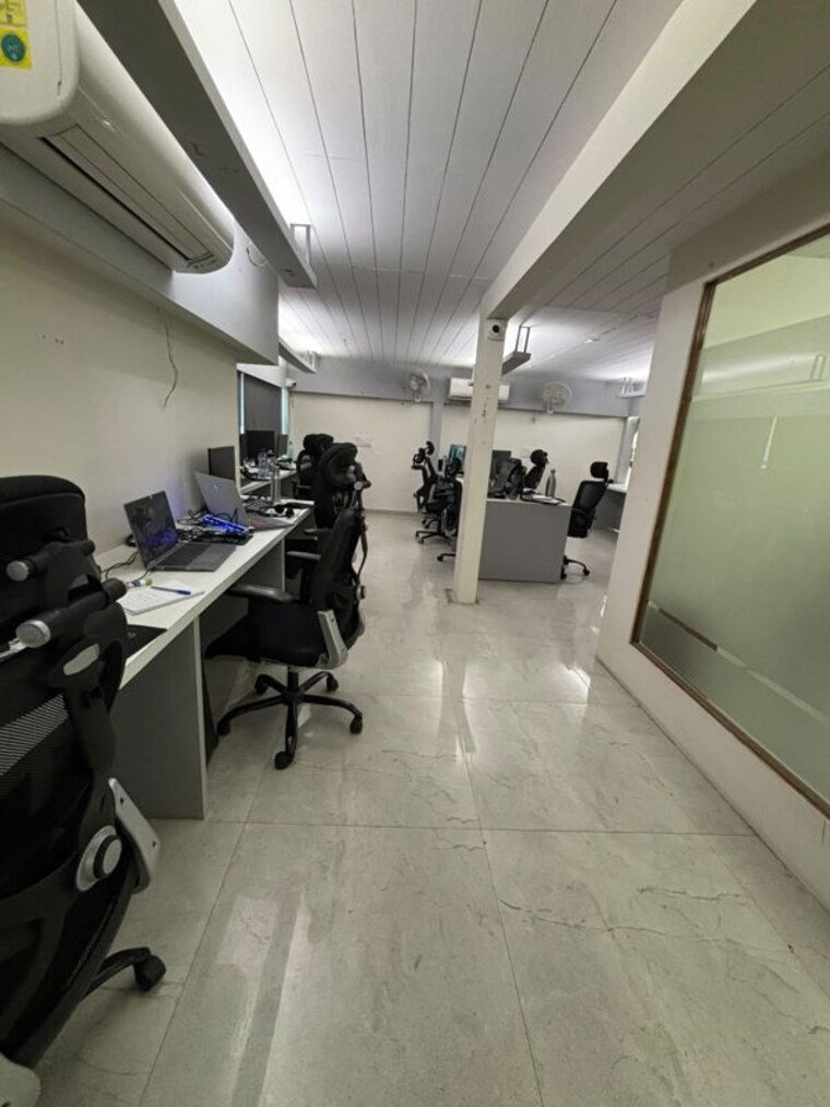 Team Area, science city Commercial Office Space 2800 Sq.Ft. In Science City Ahmedabad 10740412
