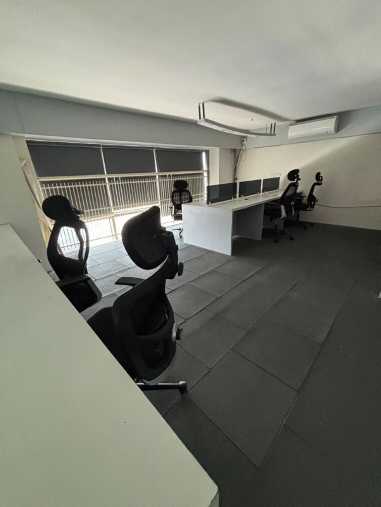 Team Area, science city Commercial Office Space 2800 Sq.Ft. In Science City Ahmedabad 10740412