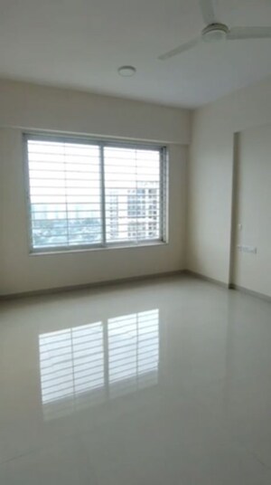 Bedroom in 2 BHK Apartment at Chembur – for Rent