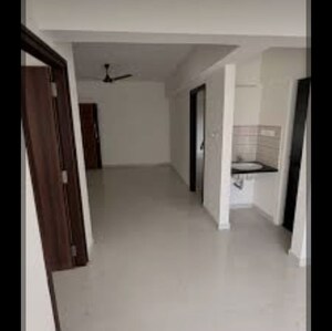 Room in 3 BHK Apartment at Lodha Splendora, Ghodbunder Road – for Sale