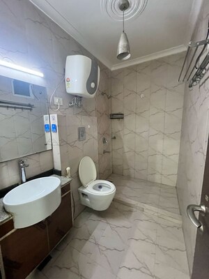 Bathroom in 2 BHK Builder Floor at Sector 43 – for Rent