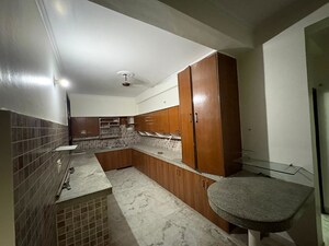 Living Room in 5 BHK Builder Floor at Sector 40 – for Rent