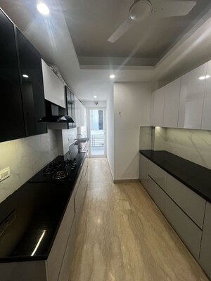 Kitchen in 3 BHK Builder Floor at Sector 42 – for Rent