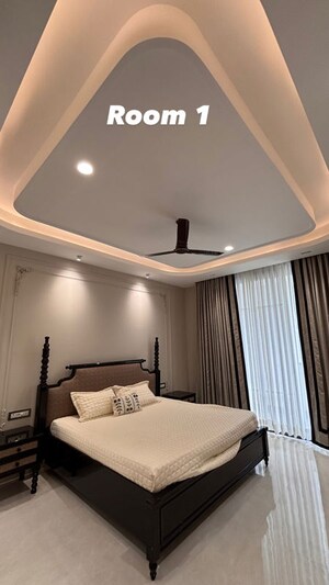 Bedroom in 4 BHK Builder Floor at BPTP Eden Estate, Sector 81 – for Sale