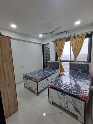 Room in  Pg at IM Applaud 38, Goregaon East – for Rent